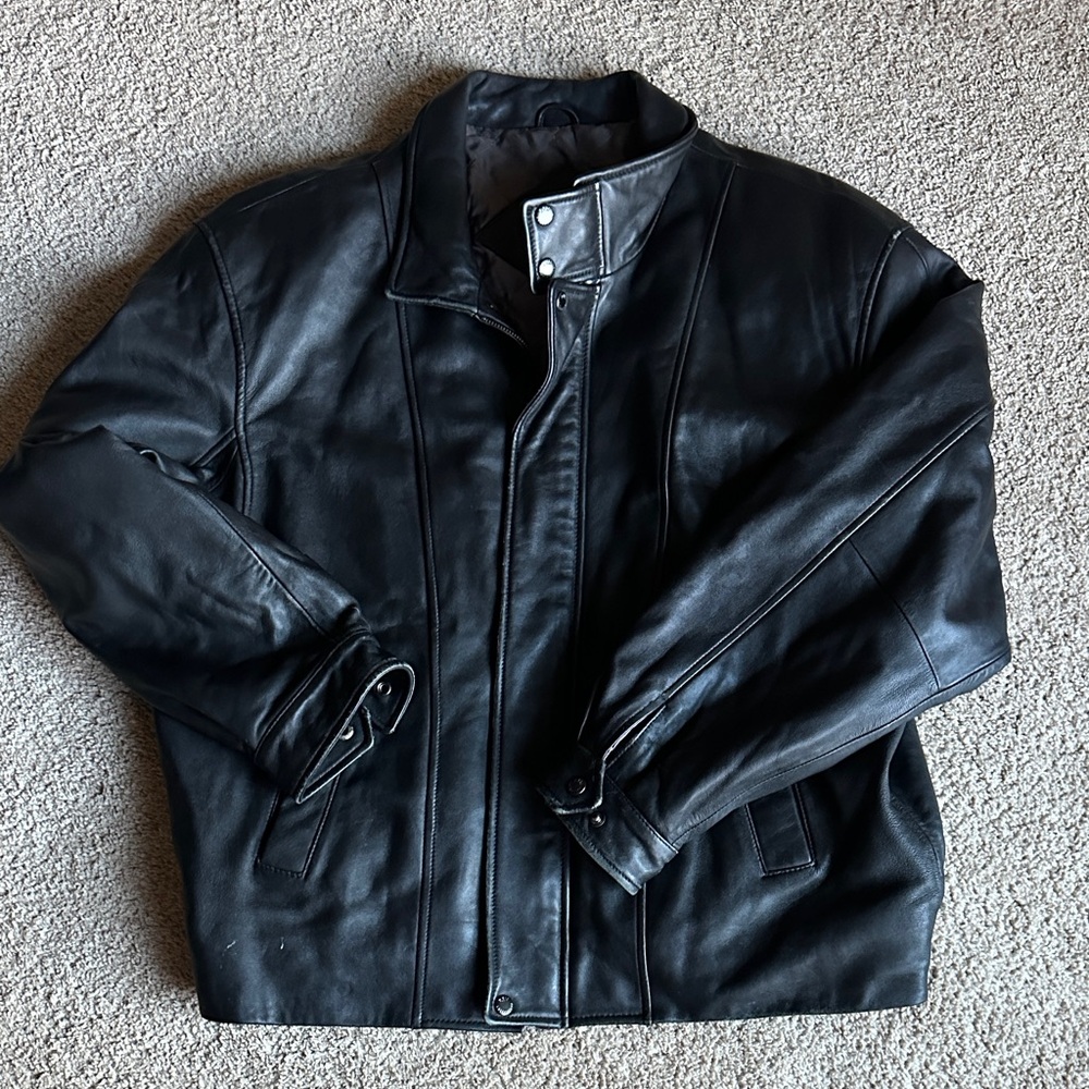 Men's Classic Black Leather Jacket